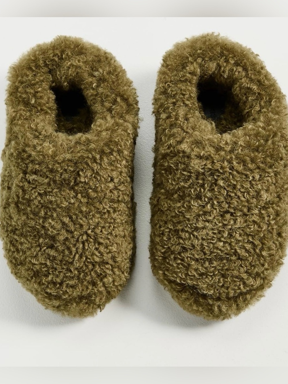 Apparis Olive Plush Slippers